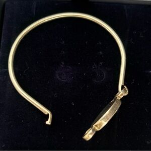 Engraved “buckle” bracelet with 925 stamp